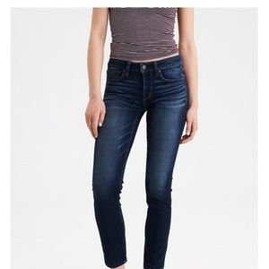 American Eagle Dark Denim Skinny Jeans (Stretch)